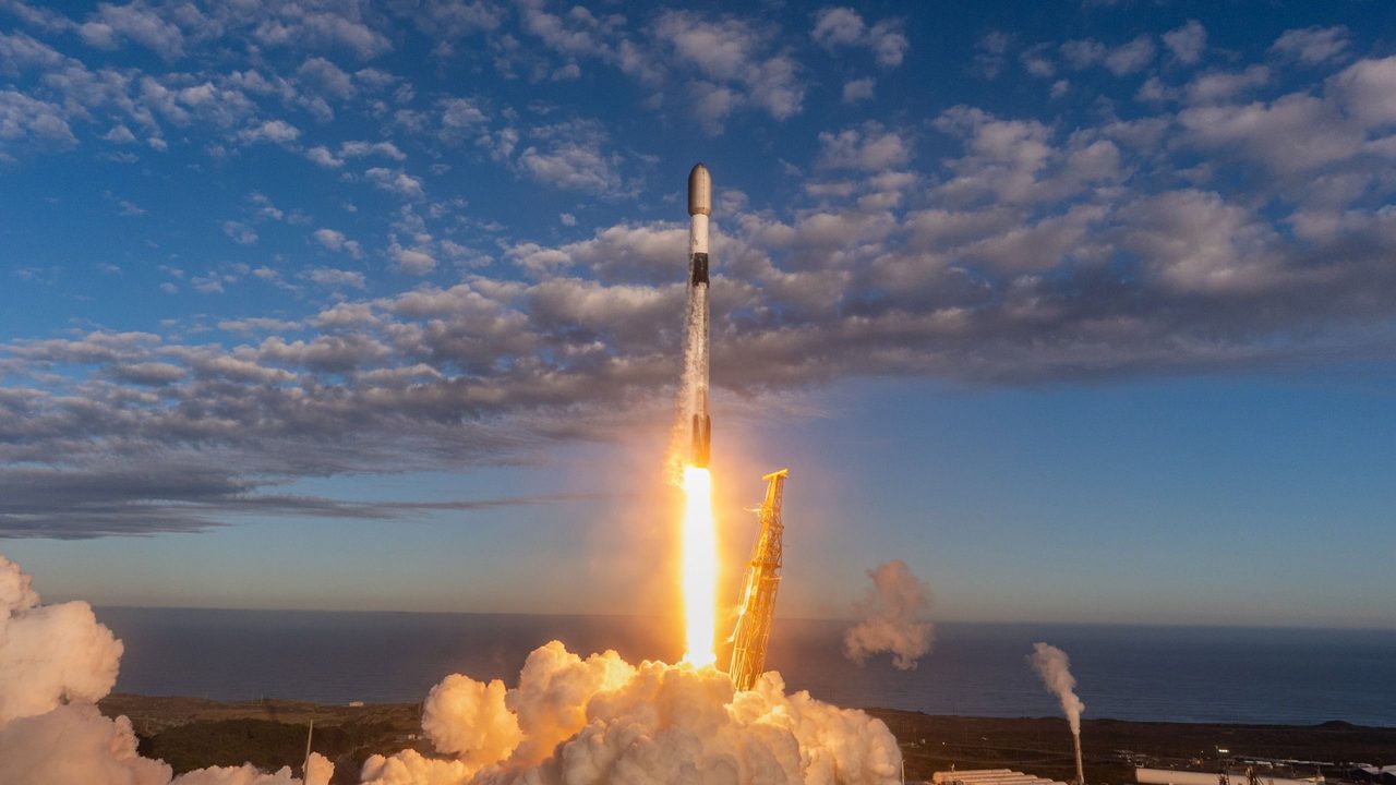 NASA Launches UARS Satellite
